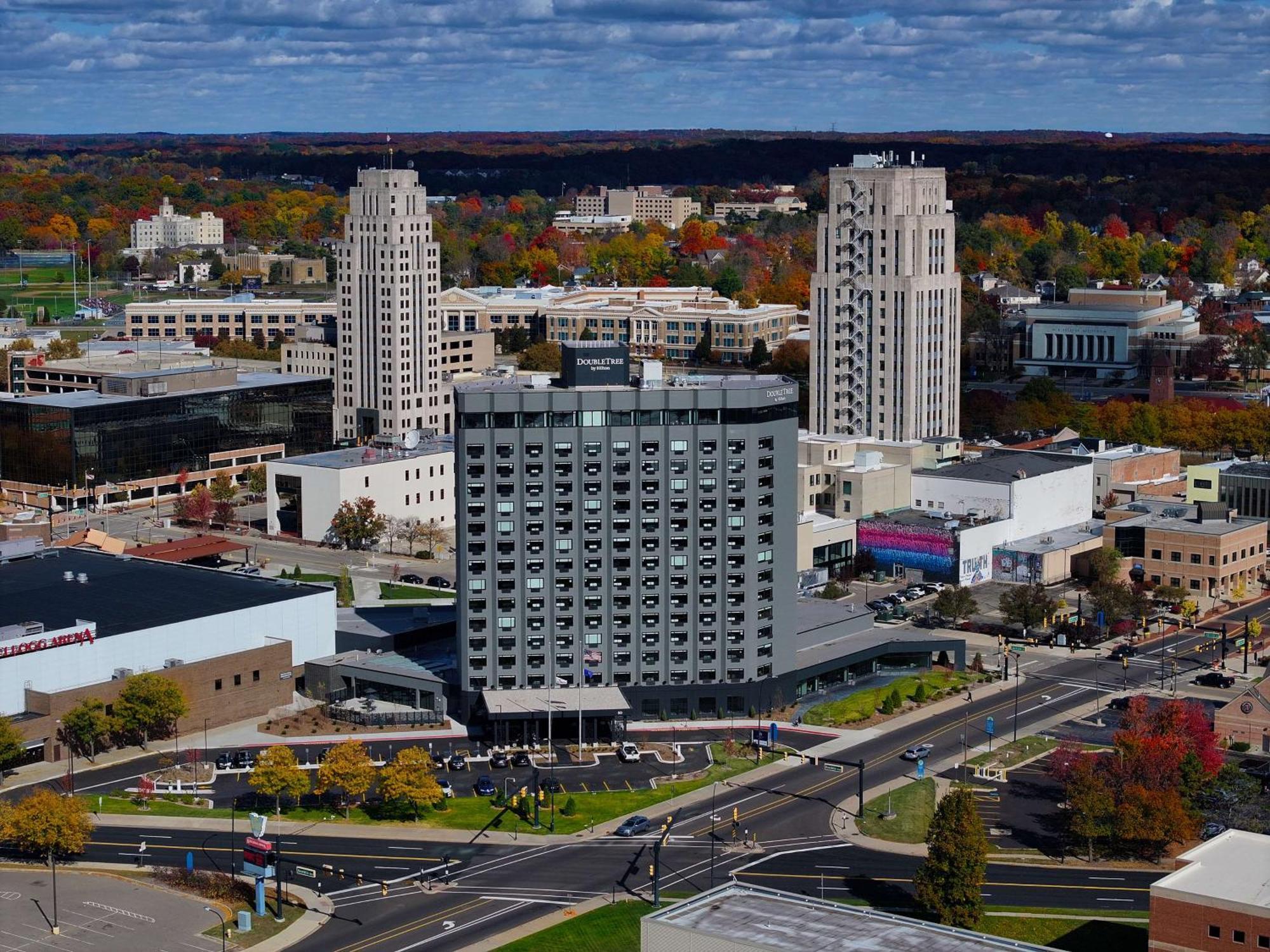 Hotel Doubletree By Hilton Battle Creek Exterior foto