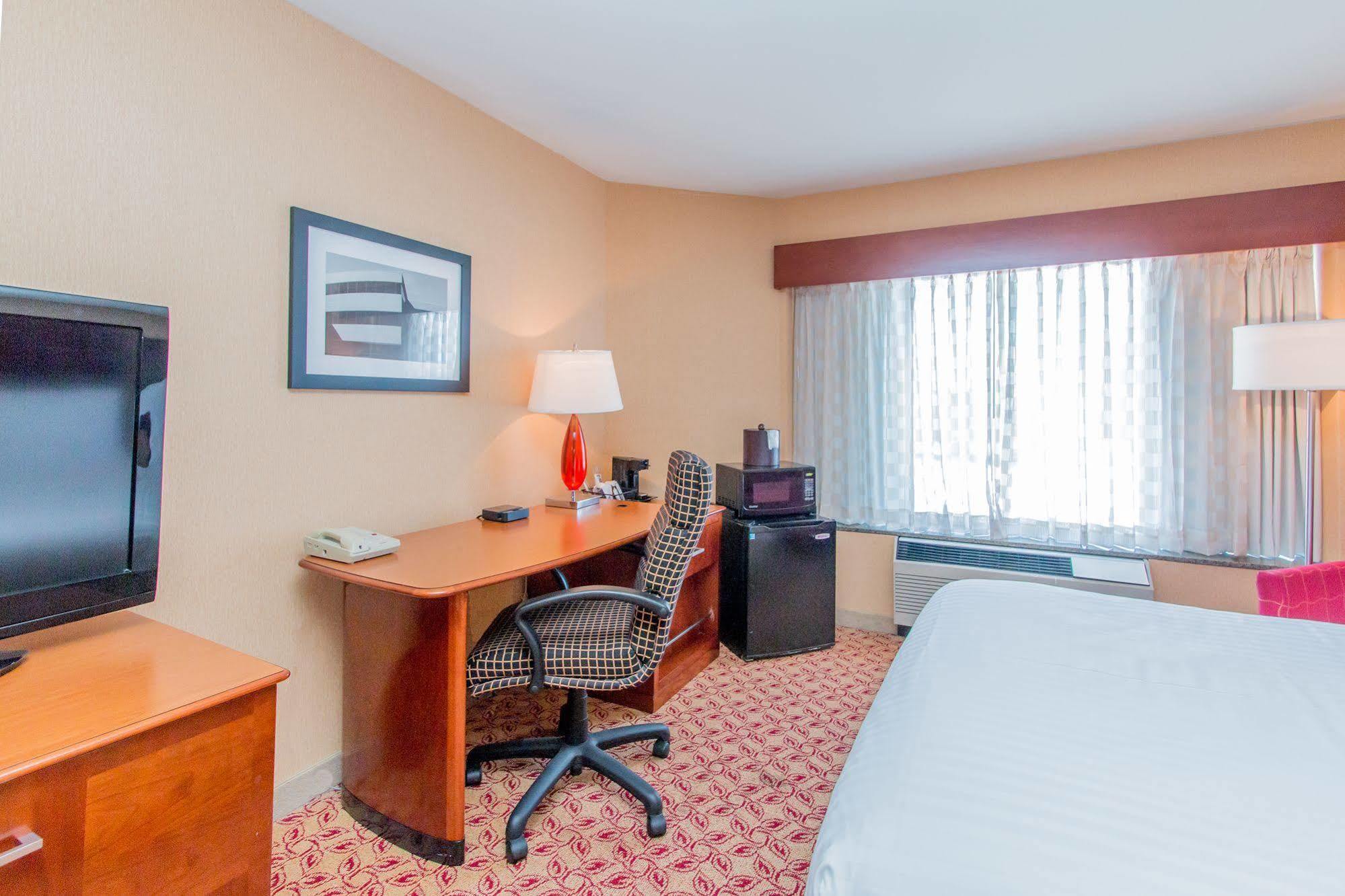 Hotel Doubletree By Hilton Battle Creek Exterior foto